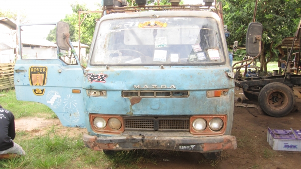 ฝากขาย มาสด้า 6 ล้อ TITAN รถโดยสาร  ถูกๆ  130000  ทะเบียนพร้อม