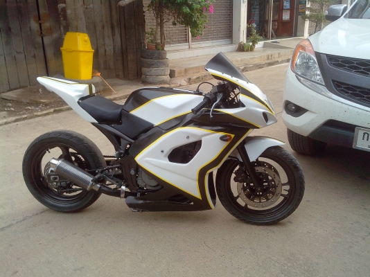 ขายgsxr400 ทะเบียน 48000