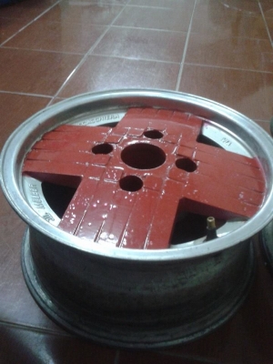 ขาย แม็กขอบ 13 ... 114 กว้าง7 นิ้ว. 4 วง   2500บาท ไม่คดไม่ดุ้งครับของแท้ ญี่ปุ่นไม่เหมือนใคร ลด3800