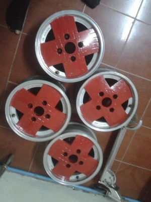 ขาย แม็กขอบ 13 ... 114 กว้าง7 นิ้ว. 4 วง   2500บาท ไม่คดไม่ดุ้งครับของแท้ ญี่ปุ่นไม่เหมือนใคร ลด3800