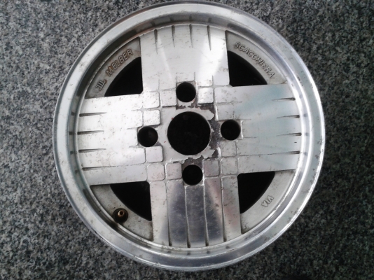 ขาย แม็กขอบ 13 ... 114 กว้าง7 นิ้ว. 4 วง   2500บาท ไม่คดไม่ดุ้งครับของแท้ ญี่ปุ่นไม่เหมือนใคร ลด3800