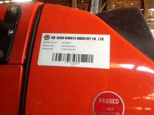 ขายรถไถ Kubota M 7040 สภาพ ดีเหมือนใหม่