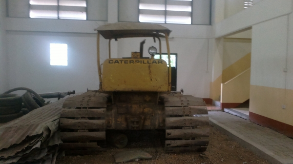 ขายรถแทรคเตอร์ CAT D4D ขายตามสภาพ