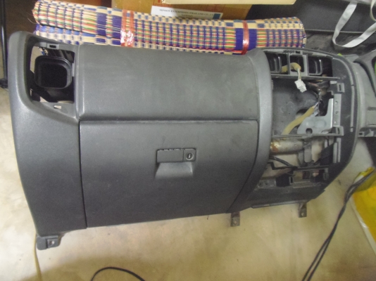 ขายคอลโซลดีแมกพร้อมเรือนไมล์ ราคา 3,500   089-7662256   อยู่แถวนิคมบางปู