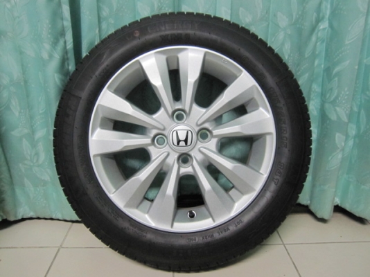 ขายล้อแม็ก Honda City พร้อมยาง MICHELIN ป้ายแดงปี 13 ขอบ 15
