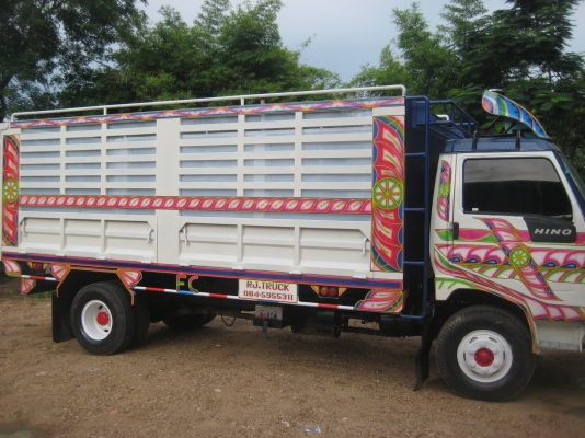 ขายรถบรรทุก 6 ล้อ HINO FC