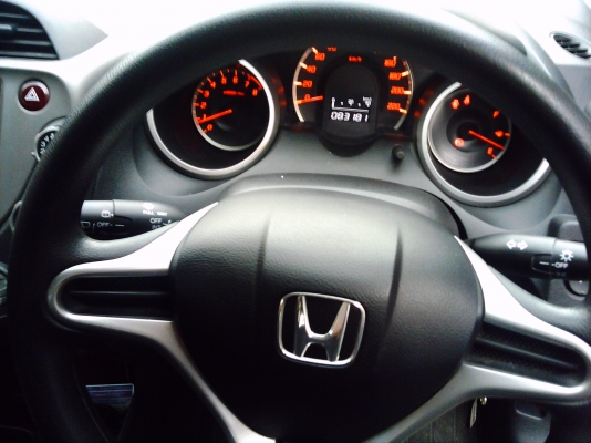 Honda jazz1.5i-vtecs m/tแต่งเต็มที่ จัดไฟแนนซ์ก็ฟรีดาวน์ Honda jazz1.5i-vtecs m/tแต่งเต็มที่ จัดไฟแนนซ์ก็ฟรีดาวน์