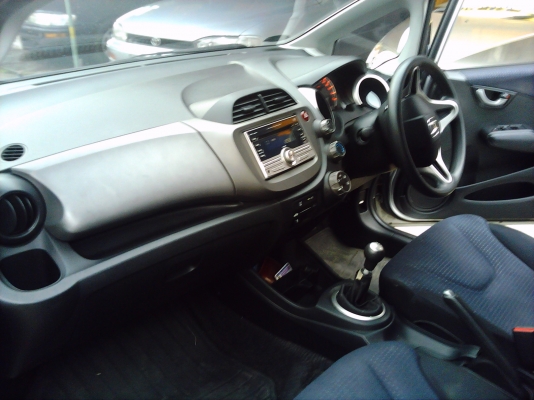 Honda jazz1.5i-vtecs m/tแต่งเต็มที่ จัดไฟแนนซ์ก็ฟรีดาวน์ Honda jazz1.5i-vtecs m/tแต่งเต็มที่ จัดไฟแนนซ์ก็ฟรีดาวน์