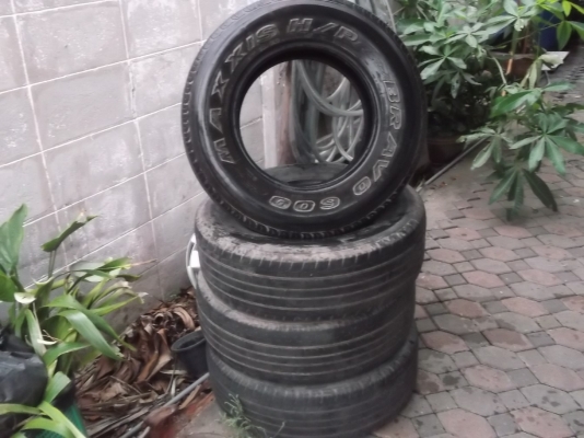 ขายยางขอบ15รถกะบะราคาถูก2500บาท