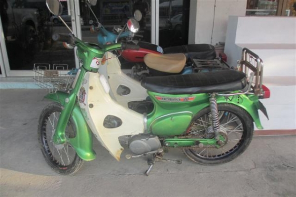 ขายเหมารถโบราณ 3 คันถูกๆอ่านรายละเอียดด้านในครับ จ.ชลบรี