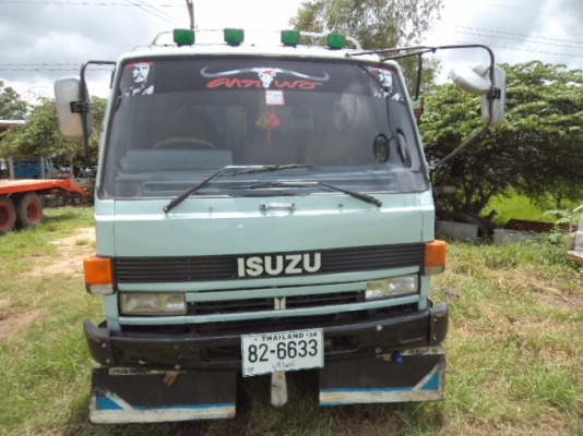 ขายรถ6ล้อดั้มอีซูซุร็อก195แรง สภาพพร้อมใช้งาน