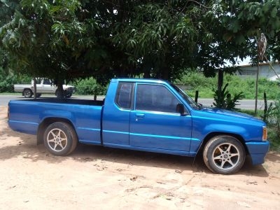 ขายรถกระบะ มิตซูบิชิ ปี 35  ทำสีใหม่ทั้งคัน สภาพพร้อมใช้