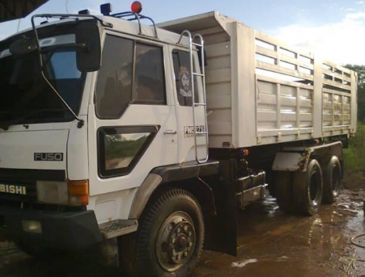 MITSUBISHI FUSO FN527 TURBO 220 HP 6D16 TF5065 สิบล้อดั๊มพ์ 2 เพลา สวยจัดสวยเต็มรอบคัน มีระบบลากพ่วงครบพร้อมใช้งาน กระบะดั๊มพ์เหล็ก 12 ตันสภาพสวยของ KAC โคราช เครื่องแน่นแรงดีไม่มีเยิ้ม ภายในเก๋งคอนโซลสวยครบพร้อม แอร์เย็น พวงมาลัยเพาเวอร์ ระบบเบรคทริ๊ปฟี้