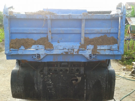 ขาย6ล้อดั้ม isuzu NPR195 เครื่องเเรง