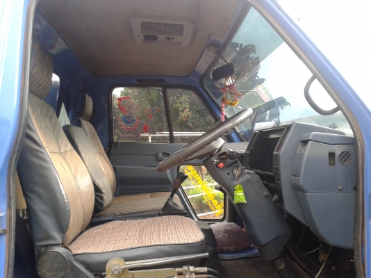 ขาย6ล้อดั้ม isuzu NPR195 เครื่องเเรง