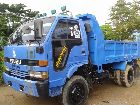 ขาย6ล้อดั้ม isuzu NPR195 เครื่องเเรง