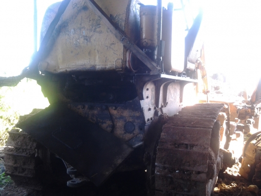 KOMATSU D60 รุ่น 3 เครื่องขัมมิ้นเดิม เอกสารใบอินวอยซ์ โซ่ใหม่ บูชใหม่