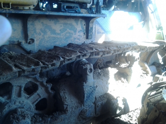 KOMATSU D60 รุ่น 3 เครื่องขัมมิ้นเดิม เอกสารใบอินวอยซ์ โซ่ใหม่ บูชใหม่