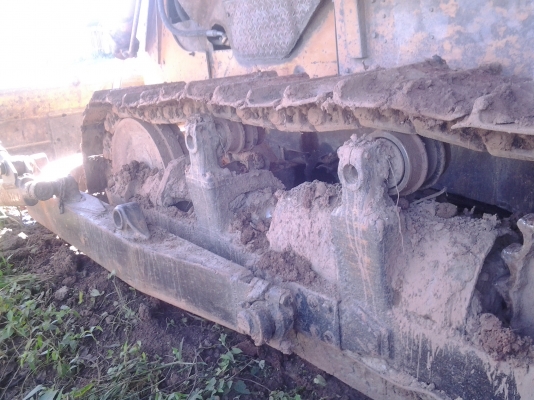 KOMATSU D60 รุ่น 3 เครื่องขัมมิ้นเดิม เอกสารใบอินวอยซ์ โซ่ใหม่ บูชใหม่