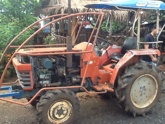 คูโบต้า L1-20 4 WD 2 เพลา เครื่องดี เกียร์ดี เข้าล่องอ้อยได้