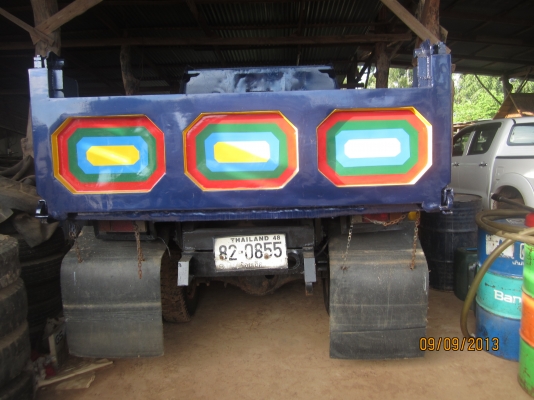 ขาย  6  ล้อดั้ม  ISUZU  ROCKY  175  HP