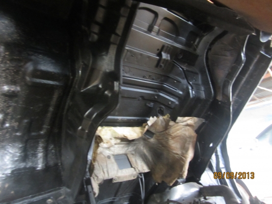 ขาย  6  ล้อดั้ม  ISUZU  ROCKY  175  HP