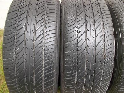 ขายยาง MICHELIN VIVACY ปี3911(1ชุด) 215/60/16 ไม่มีปะ ราคา 3,200