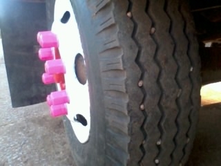 ขายด่วนรถหกล้อดั้มหัวยาว ISUZU เครื่อง 6BB1 แกนยาว เฟืองท้ายฟูโซ๋ คัสซีสวย ยางหน้าใหม่เอี่ยม ยางหลังเต็ม ภาษีเต็ม 57 ทะเบียนพร้อมโอน