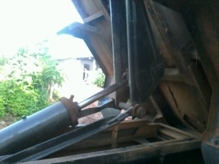 ขายด่วนรถหกล้อดั้มหัวยาว ISUZU เครื่อง 6BB1 แกนยาว เฟืองท้ายฟูโซ๋ คัสซีสวย ยางหน้าใหม่เอี่ยม ยางหลังเต็ม ภาษีเต็ม 57 ทะเบียนพร้อมโอน