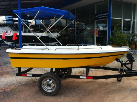 ขายเรือไฟเบอร์ใหม่  11 ฟุต พร้อมเทเลอร์