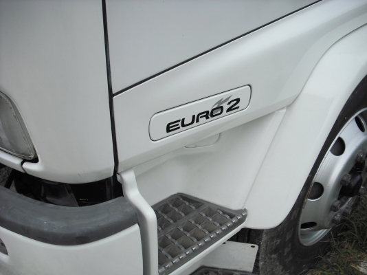 รถบรรทุกตู้ IZUSU FTR33P2B 10 บาน 7.20 เมตร