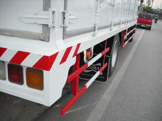 รถบรรทุกตู้ IZUSU FTR33P2B 10 บาน 7.20 เมตร