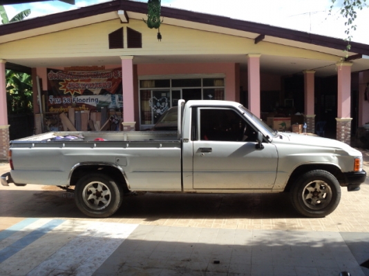 ขาย TOYOTA ฮีโร่ สีขาว รถบ้านไม่ค่อยได้ใช้ ราคา 78000 บาท