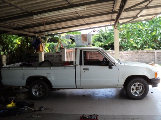 ขาย TOYOTA ฮีโร่ สีขาว รถบ้านไม่ค่อยได้ใช้ ราคา 78000 บาท