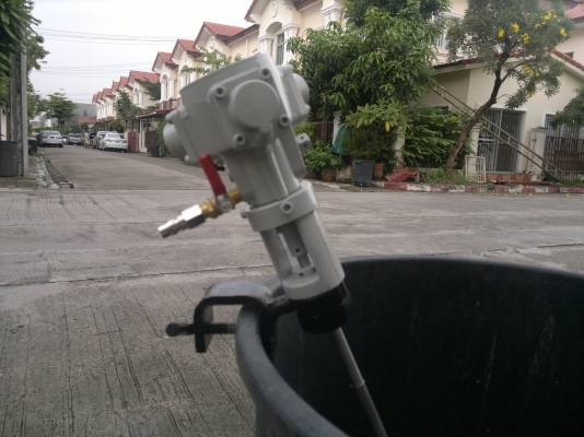 AIR MOTOR ( Air Agitator ) ลดราคา 7,000฿ มอเตอร์ปั่นสี ปั่นเคมี เครื่องกวนเอนกประสงค์ เครื่องมิกซ์ของเหลวทุกชนิด ฯลฯ ใช้ลม มีคลิปล๊อค ราคาถูกสุดในไทย 081-1108882