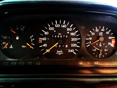 Benz 300E W124 Face Lift เครื่อง 3000 CC เกียร์ AUTO ชุดแต่ง AMG แม็กซ์ AMG 17" แท้จากเยอรมันเบาะปรับไฟฟ้า คอพวงมาลัยปรับไฟฟ้า เบาะหนังแท้ เครื่องฟอกอากาศ รุ่นท็อปสุดของรุ่นนี้ สภาพดีเครื่องเกียร์สมบูรณ์ ไม่ติดแก็ส ทะเบียนพร้อมโอนขนส่ง Benz 300E W124 Face Lift เครื่อง 3000 CC เกียร์ AUTO ชุดแต่ง AMG แม็กซ์ AMG 17" แท้จากเยอรมันเบาะปรับไฟฟ้า คอพวงมาลัยปรับไฟฟ้า เบาะหนังแท้ เครื่องฟอกอากาศ รุ่นท็อปสุดของรุ่นนี้ สภาพดีเครื่องเกียร์สมบูรณ์ ไม่ติดแก็ส ทะเบียนพร้อมโอนขนส่ง