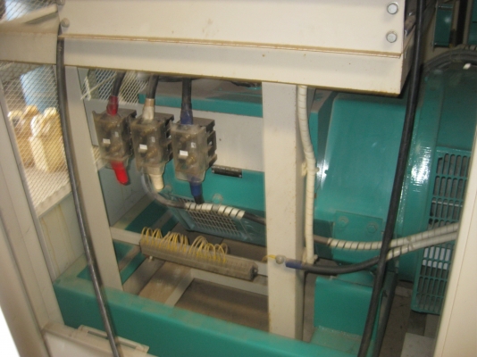 เครื่องปั่นไฟ