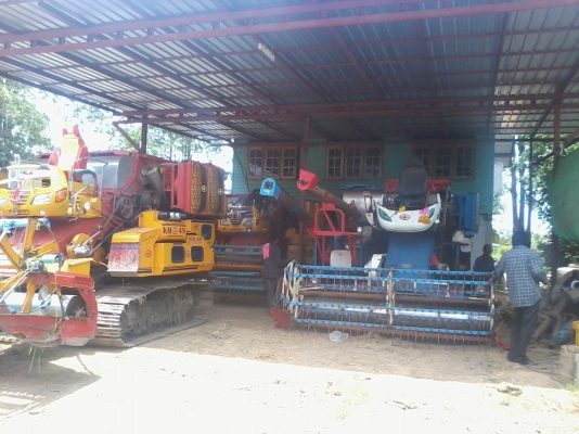 ขายรถเกี่ยวข้าว ศักพัฒนา km47