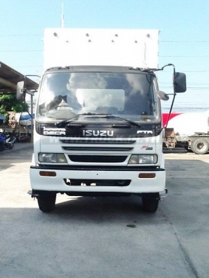 ขายรถ ISUZU 6 ล้อตู้ NGV : เดก้า 200 แรงม้า