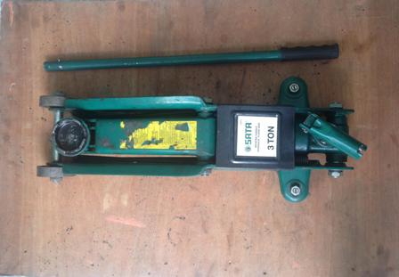 ขายแม่แรงไฮดรอลิค 3 ตัน SATA