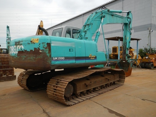 ขายรถขุด KOBELCO SK200-6 sn:YY04-034311Yr.2003,Hr.6520,เก๋งสวย บอร์ดี้แจ่ม มีไลน์หัวเจาะ แทร็กเหล้กกว้างมาก สภาพดีมากๆครับ เต็มทุกอย่าง ราคาไม่สูงครับโทรมานะ 085-9049669