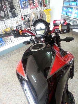 ขาย KAWASAKI  ER6N 2012 ไมล์ 5xxx  ของแต่งตรึม รับแลกเทริน์ ลดราคาคับ