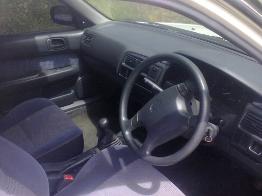 โตโยต้า 97 ติดแก็สlpg  GXI1.5  TOP เครื่องเดิมเดิม  ออกป้ายแดงมา