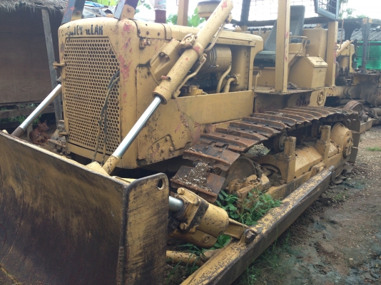 ขายถูกแทรคเตอร์ D6C