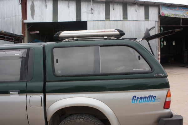 ขายหลังคา carryboy ของ4ประตูสตราด้า