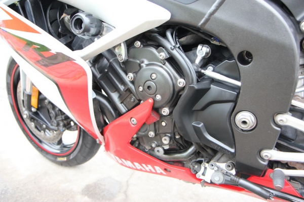 ร้าน บรีส ไบค์ ช็อป ลำลูกกา ขาย YAMAHA R1 ปี 2008 ทะเบียนแท้ สมอ โอนขนส่งทั่วไทย