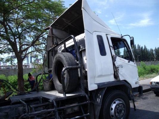 ขายรวม 3 คัน หัวลาก Fuso FN627 ปี50 เครื่อง 260 แรง สวย โทร 088-4501277 ขายรวม 3 คัน หัวลาก Fuso FN627 ปี50 เครื่อง 260 แรง สวย โทร 088-4501277