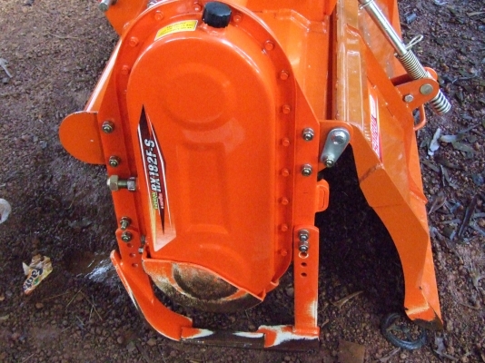 ขายโรตารี่ 1.80 ม. สภาพ 99 \% ราคา 56,000 บาท ขายโรตารี่ 1.80 ม. สภาพ 99 \% ราคา 56,000 บาท