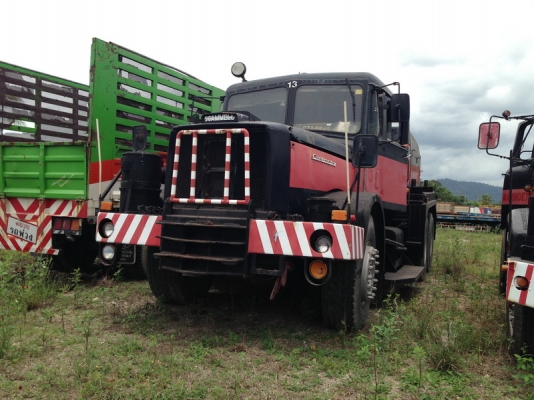 ขายรถลากเครื่องจักรหนัก