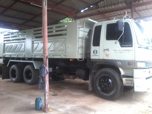 ขายรถสิบล้อ HINO 3 M 240 รถสวย สภาพดี พร้อมใช้งาน ขายรถสิบล้อ HINO 3 M 240 รถสวย สภาพดี พร้อมใช้งาน